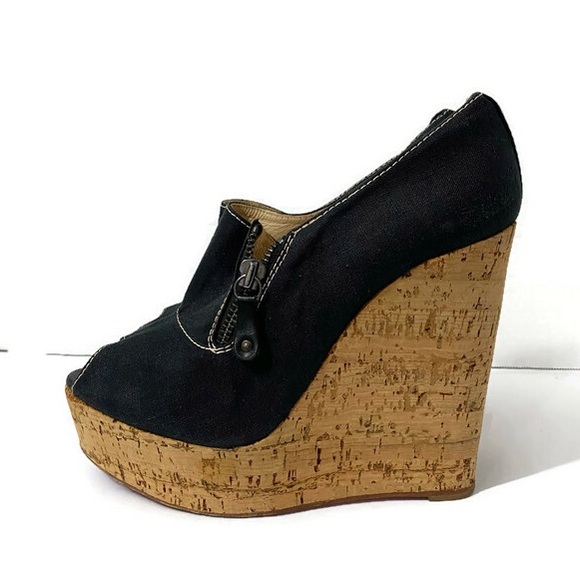 Christian Louboutin Platform Heels - Picture 2 of 7